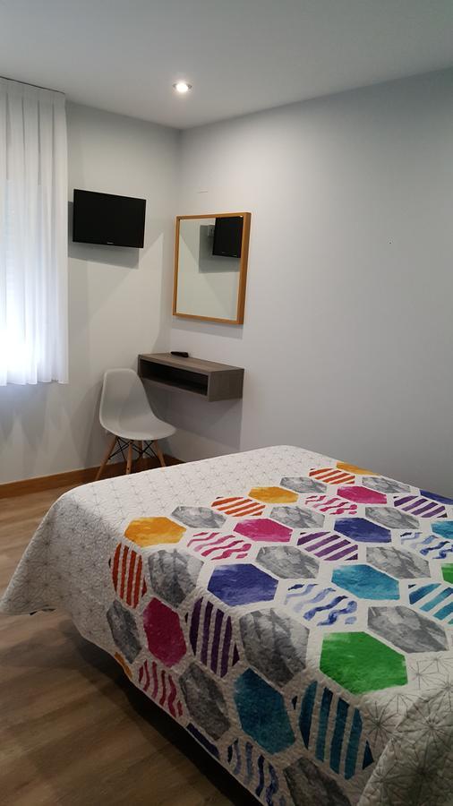 Hostal Rosi Laredo Esterno foto